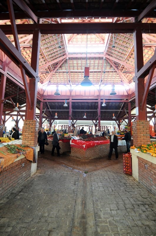 AgaHan-2010-22