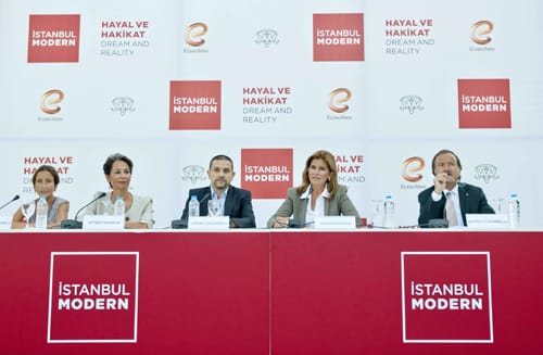 İstanbul Modern’de Türkiye’den modern ve çağdaş kadın sanatçılar bir arada (16 Eylül 2011 – 22 Ocak 2012)