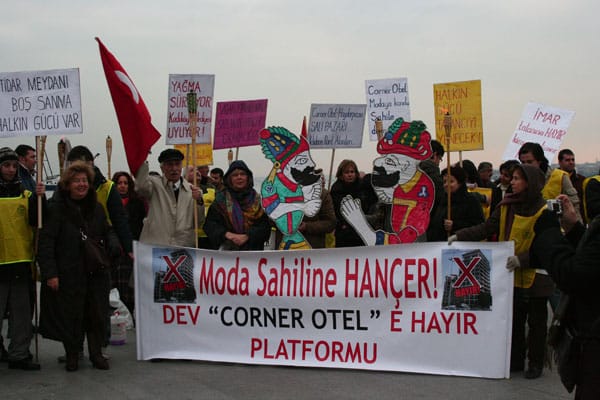 Dev Corner Otel’e Karşı Yürüyüş ve Basın Açıklaması