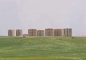 Özel otoya dayalı uydu kentler sürdürülebilir mi?