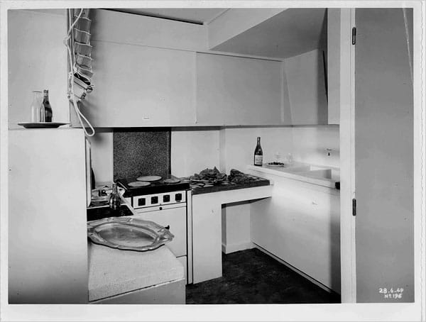 Le-Corbusier-Show-10