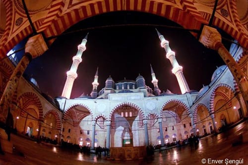 Sinan İçin Selimiye’de İnsan Zinciri…