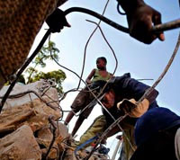 haiti-enkaz.jpg