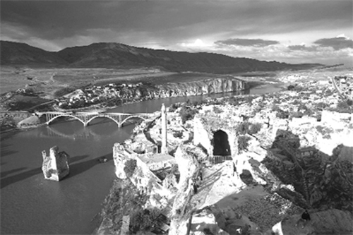 Hasankeyf’lerinizi bozmayın: Kalkınıyoruz!!