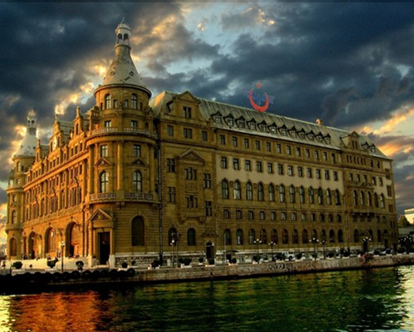 Yananların Ardından Sözümüz Bitmiyor, Bir Haydarpaşa Hüznü Mevsimi