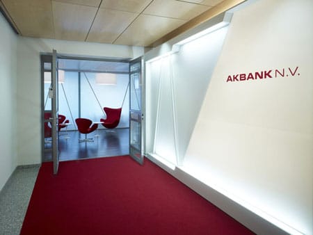 AKbank-4