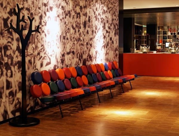 CitizenM-10