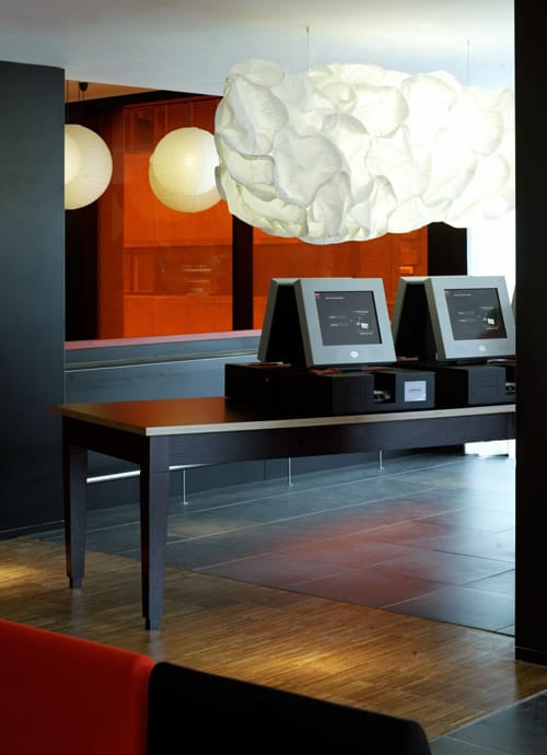 CitizenM-18