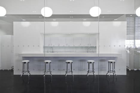 Net-A-Porter-10