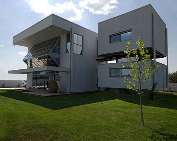 Nikaia Evi