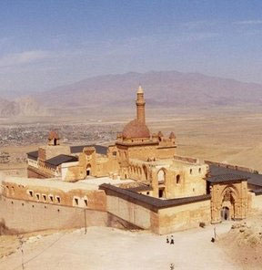 ishak-pasa-sarayi.jpg