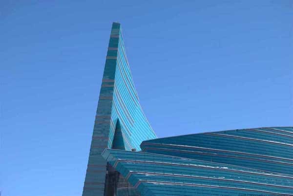 kazakhstan_concert_hall_s020310_1