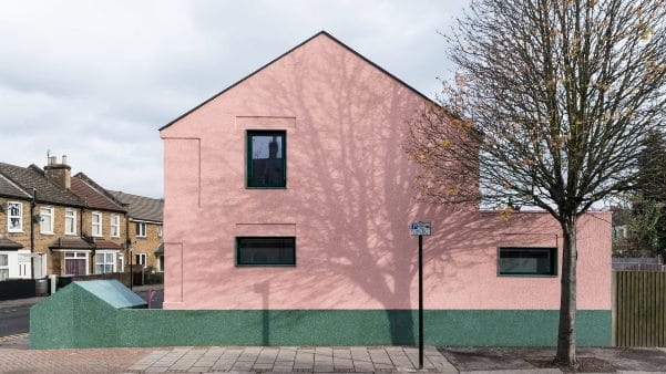 milennial-pink-house-east-london-uk-architecture-sm_dezeen_hero2-1704x959