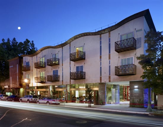H2 Hotel / David Baker + Partners