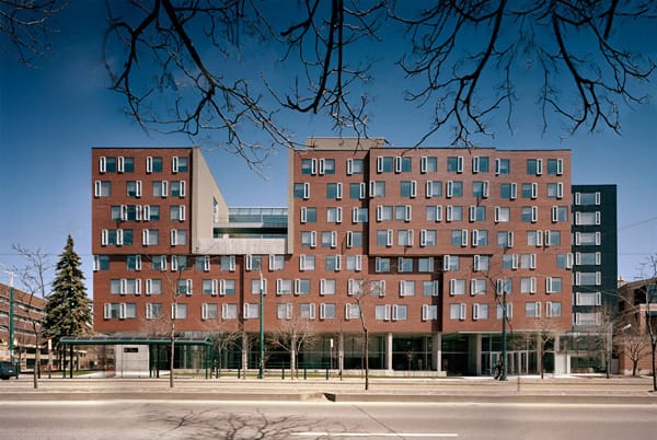 Toronto Üniversitesi Yeni Öğrenci Yurtları