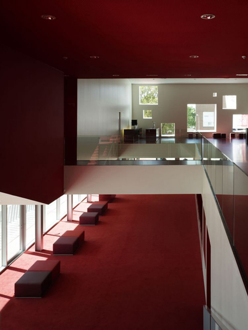 Amphion-10