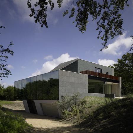 Kum Tepesinde Villa