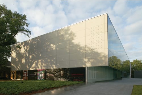 Paul and Lulu Hilliard Üniversitesi Sanat Müzesi