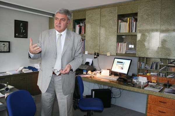 Ahmet-Vefik-Alp-5