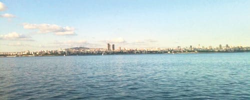 İstanbul’a bakıyorum, gözlerim faltaşı